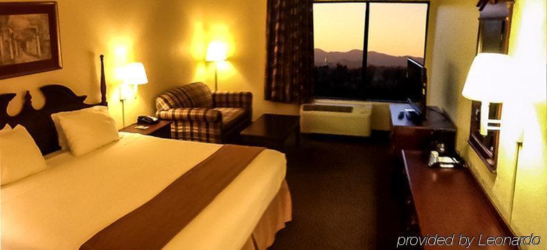 Comfort Inn & Suites Dahlonega University Area Dış mekan fotoğraf