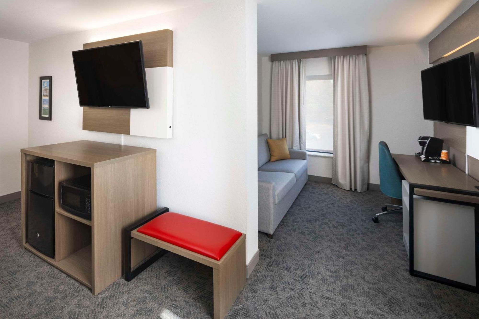 Comfort Inn & Suites Dahlonega University Area Dış mekan fotoğraf
