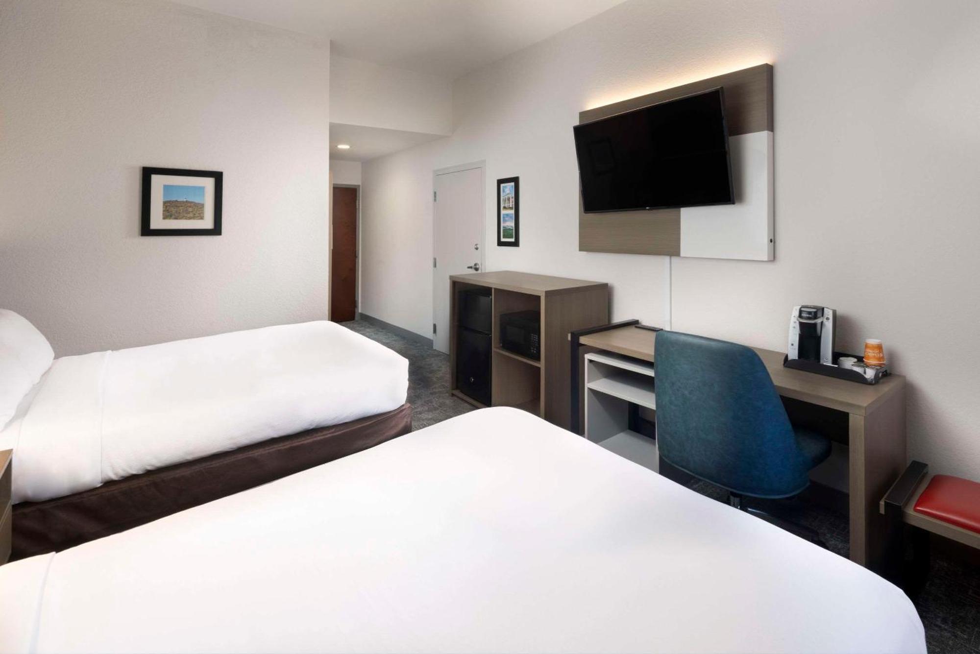 Comfort Inn & Suites Dahlonega University Area Dış mekan fotoğraf