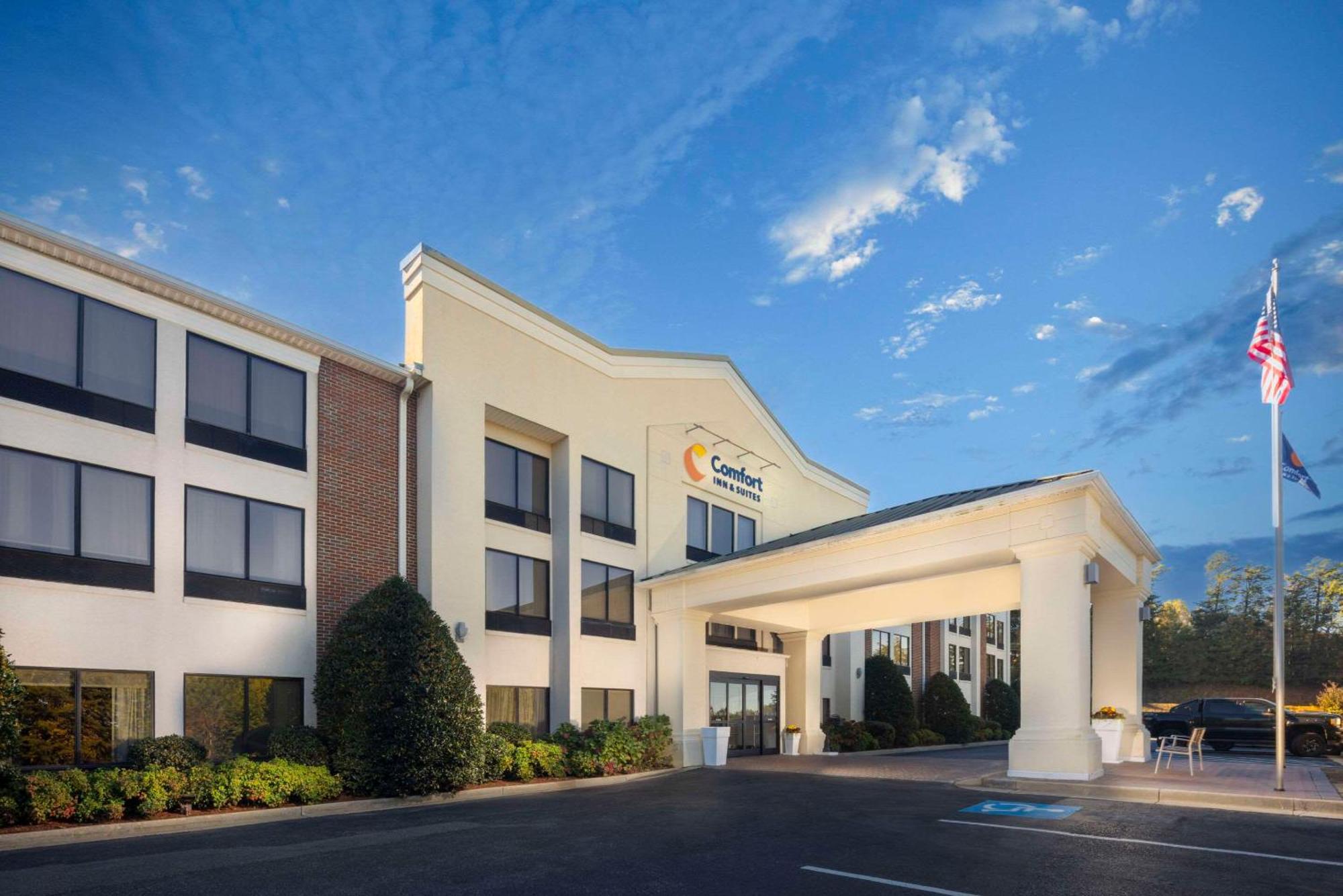 Comfort Inn & Suites Dahlonega University Area Dış mekan fotoğraf