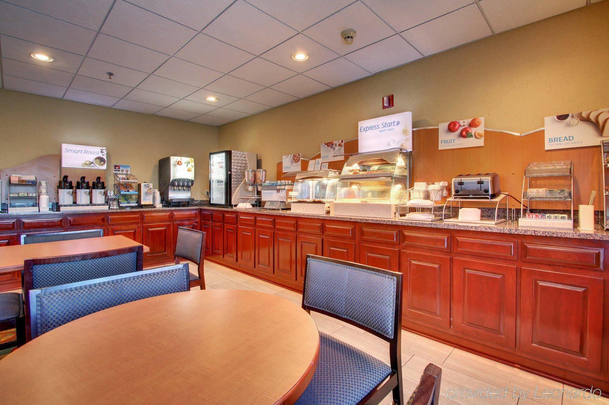 Comfort Inn & Suites Dahlonega University Area Dış mekan fotoğraf