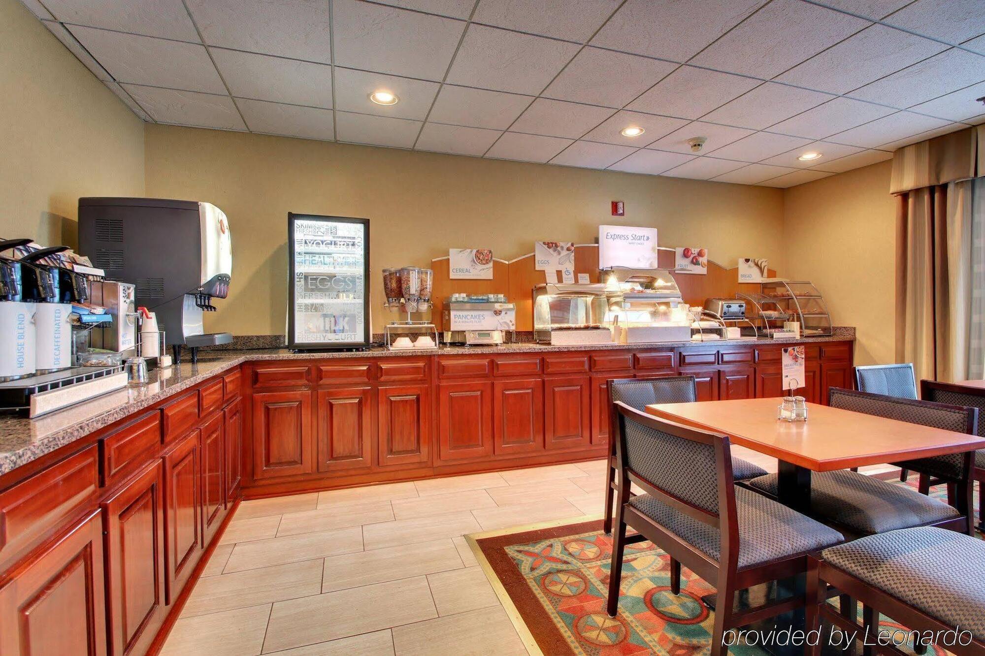 Comfort Inn & Suites Dahlonega University Area Dış mekan fotoğraf